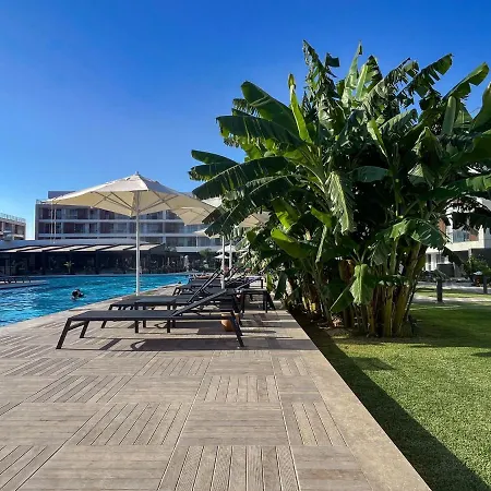 Courtyard Long Beach Penthouse