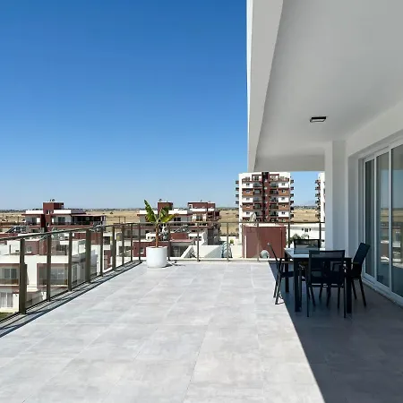 Courtyard Long Beach Penthouse شقة *